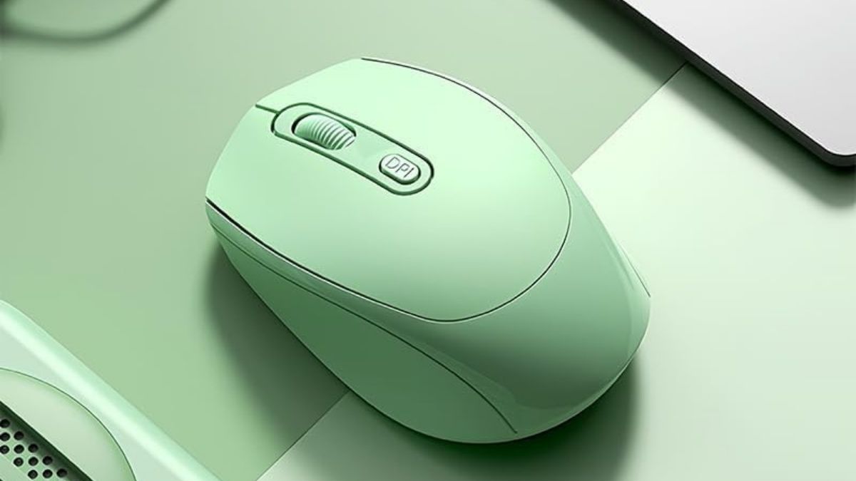 Dual Connectivity Green Wireless Mouse: Silent Companion for All Your Devices