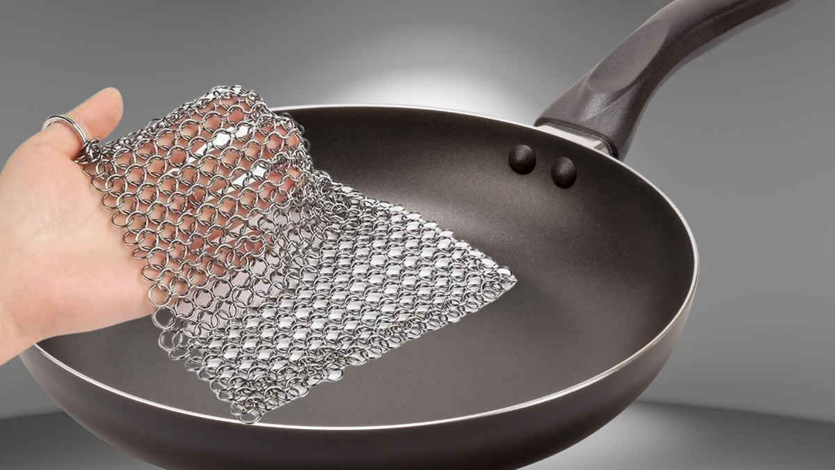 How the PIBC Cast Iron Cleaner Protects Cookware While Delivering Deep Cleaning