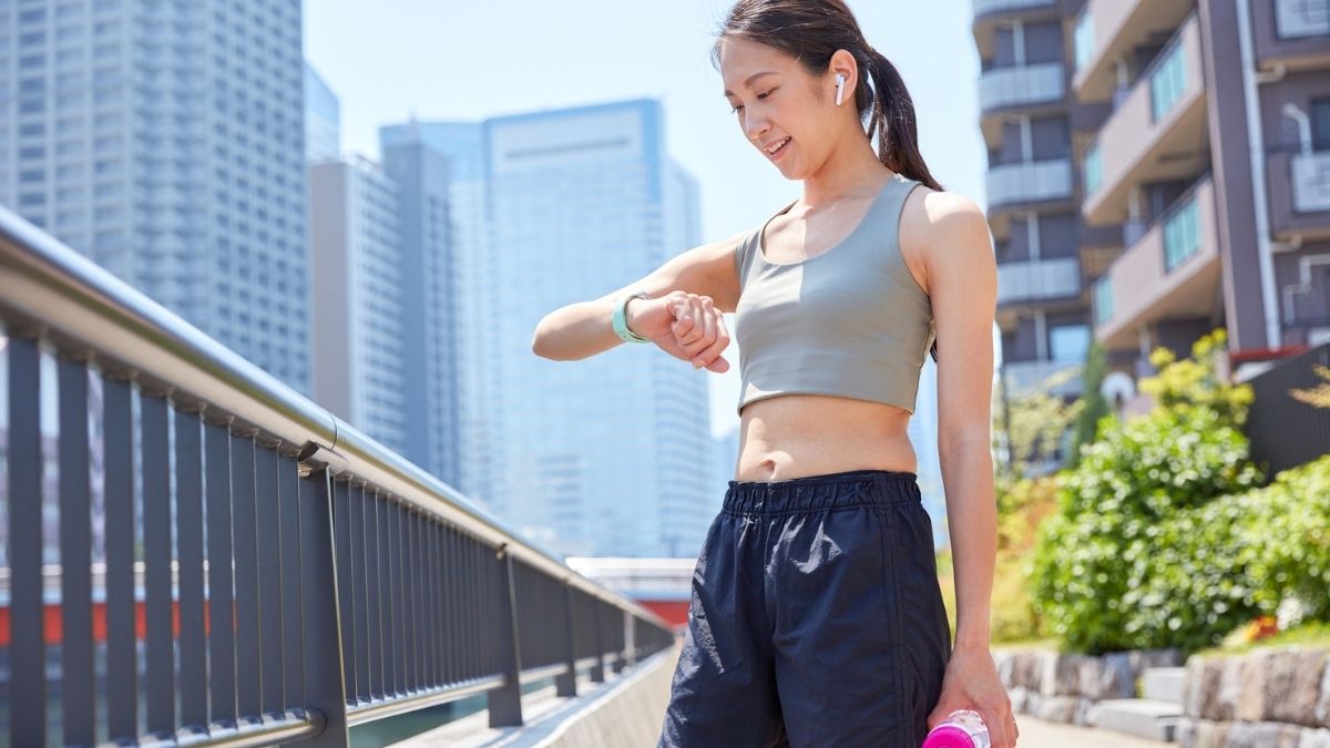 Amazon Black Friday 2025: Best Discounted Smartwatches and Fitness Trackers