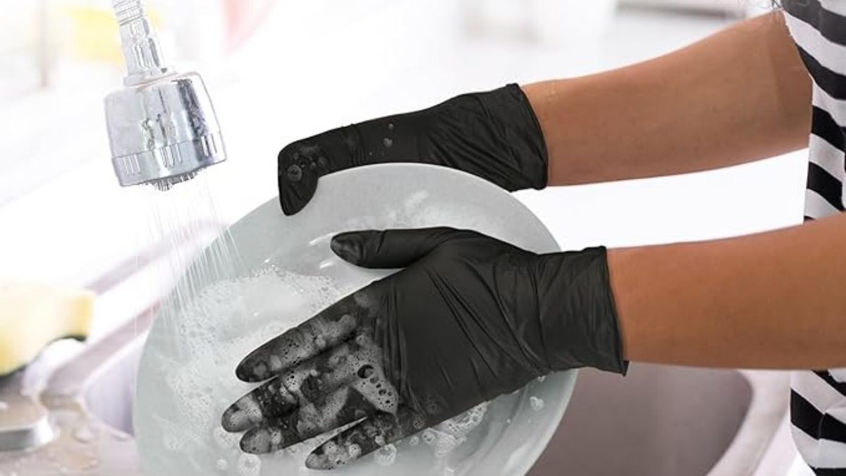 Black Nitrile Gloves: Premium Food Safe Disposable Gloves That Are Completely Latex Free
