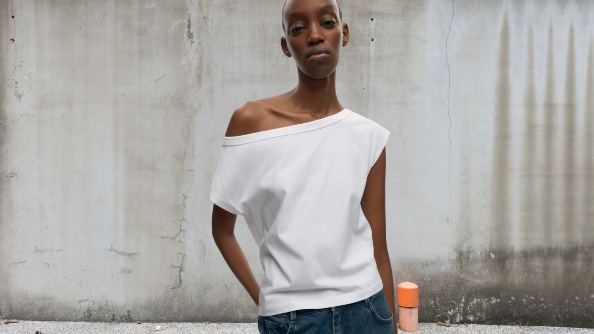 Kotn Women’s Off-Shoulder Tee in White: The Essential Summer Staple