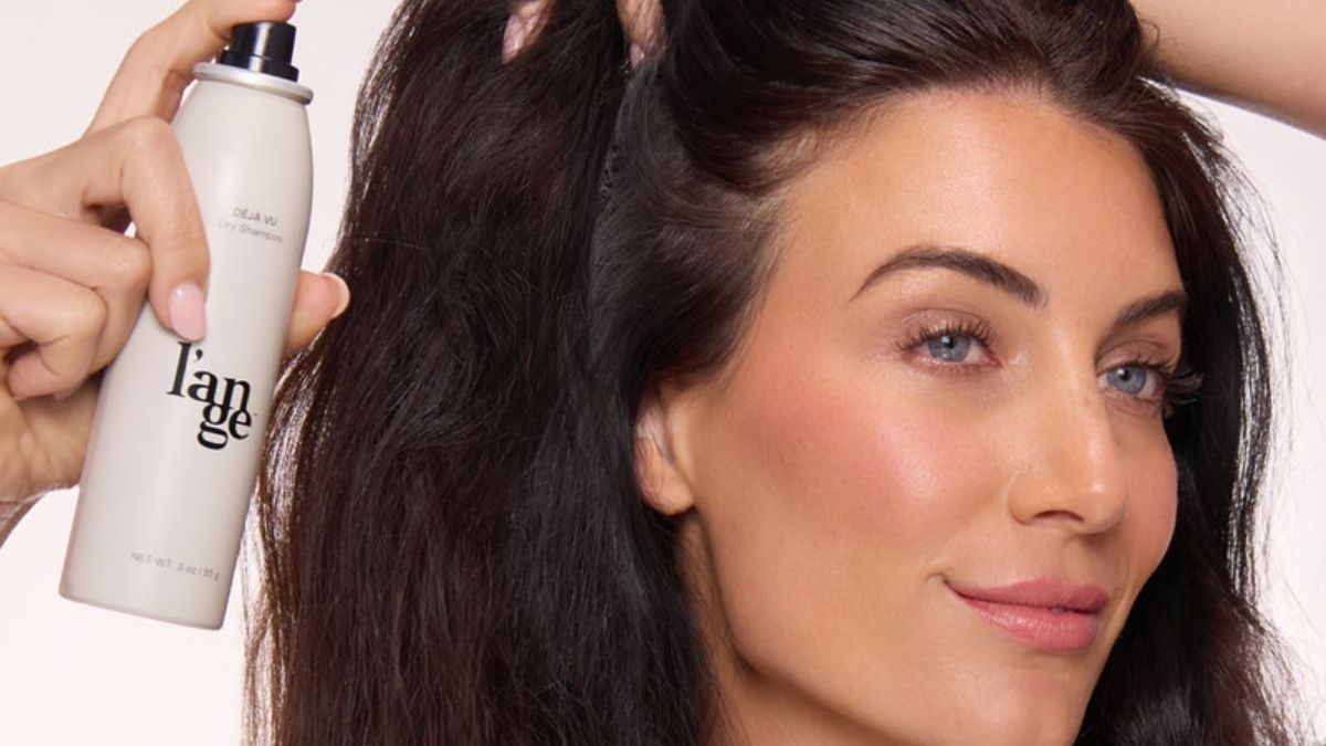 Why L’ange Hair Déjà Vu Dry Shampoo Works Best for Light Refresh Days
